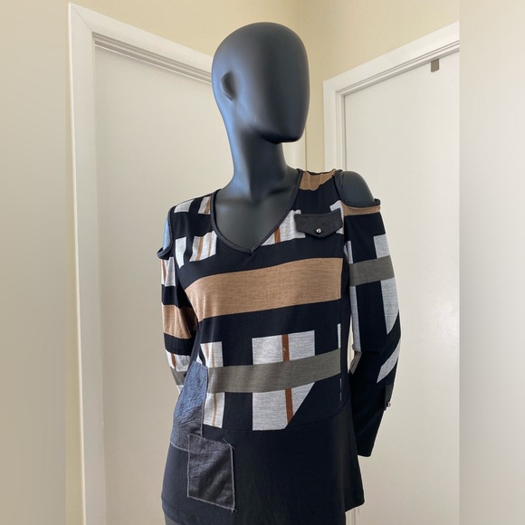 Patched Shoulder Cut-out Top - Picture 2 of 6